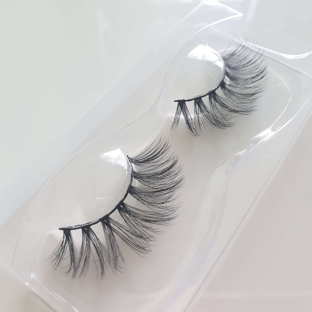 Classic Nina image 2