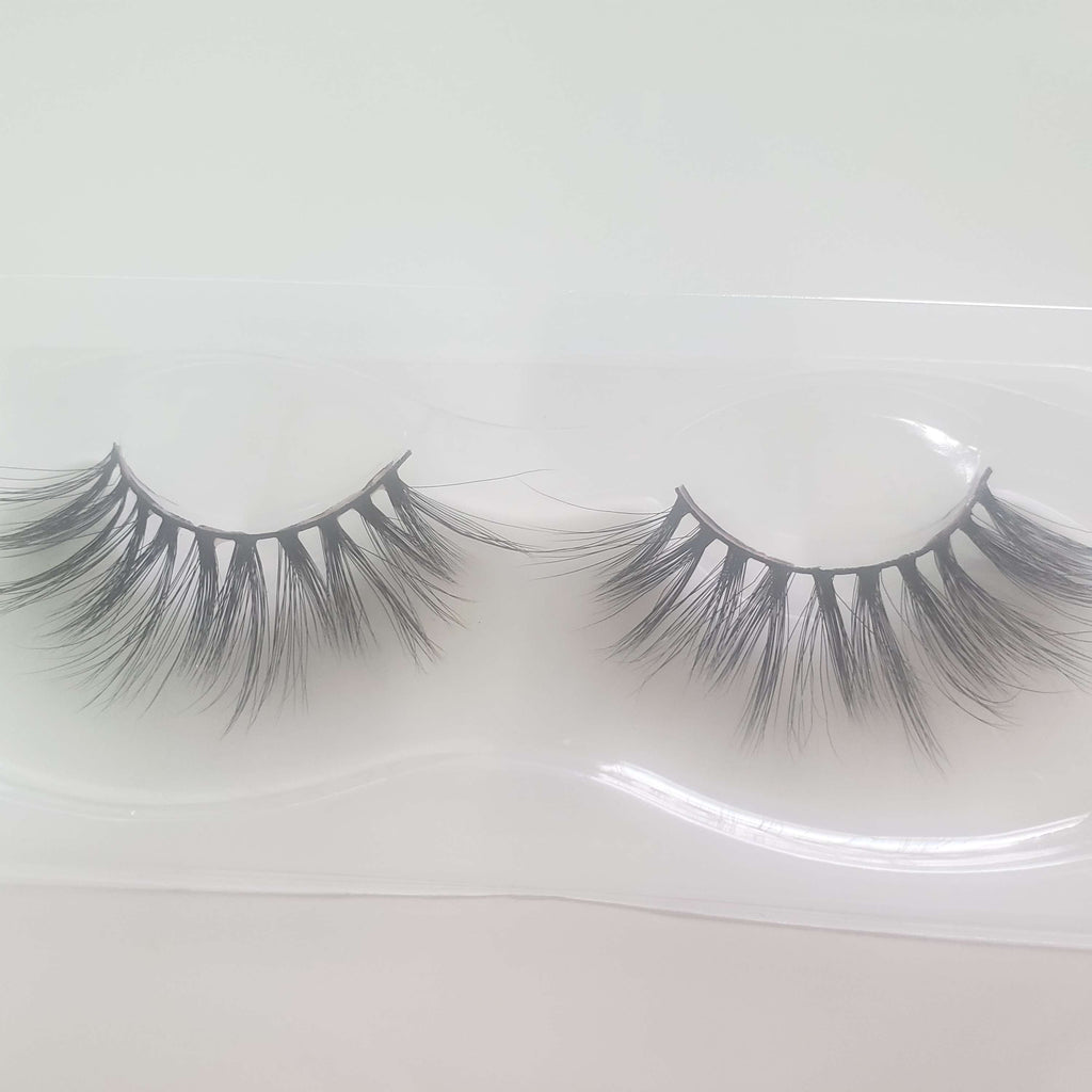 Gorgeous Eva image 2