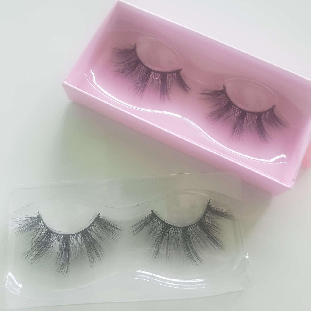 Gorgeous Layla image 0